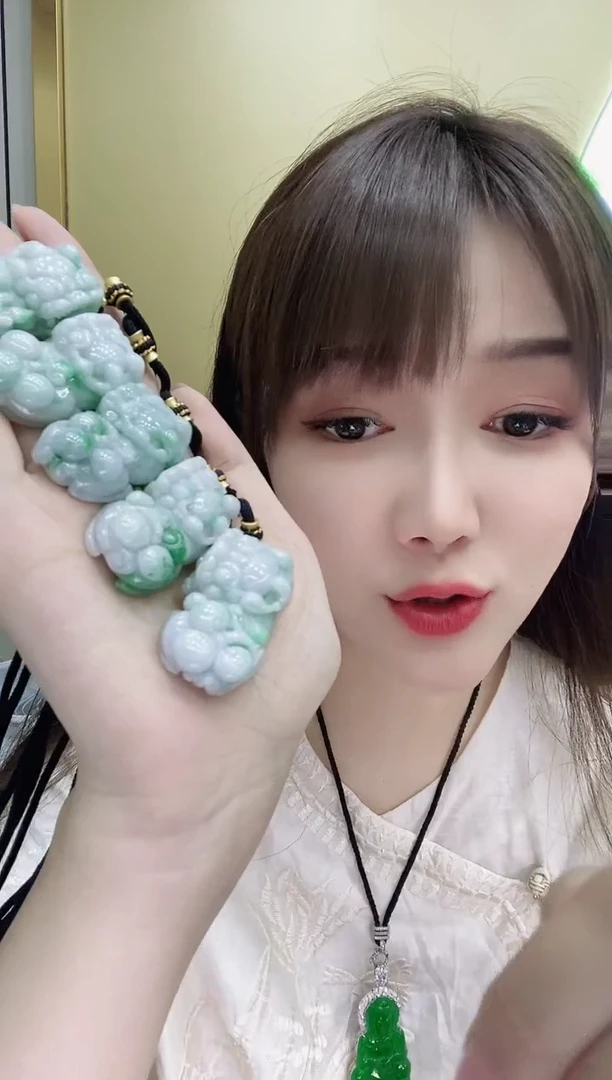 翡翠挂件未镶嵌299510/貔貅 多样性一件发