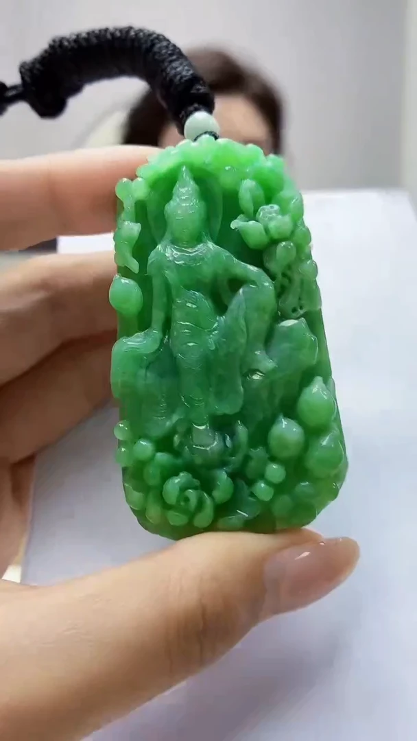 未镶嵌定制翡翠4829MM-毛货挂件60