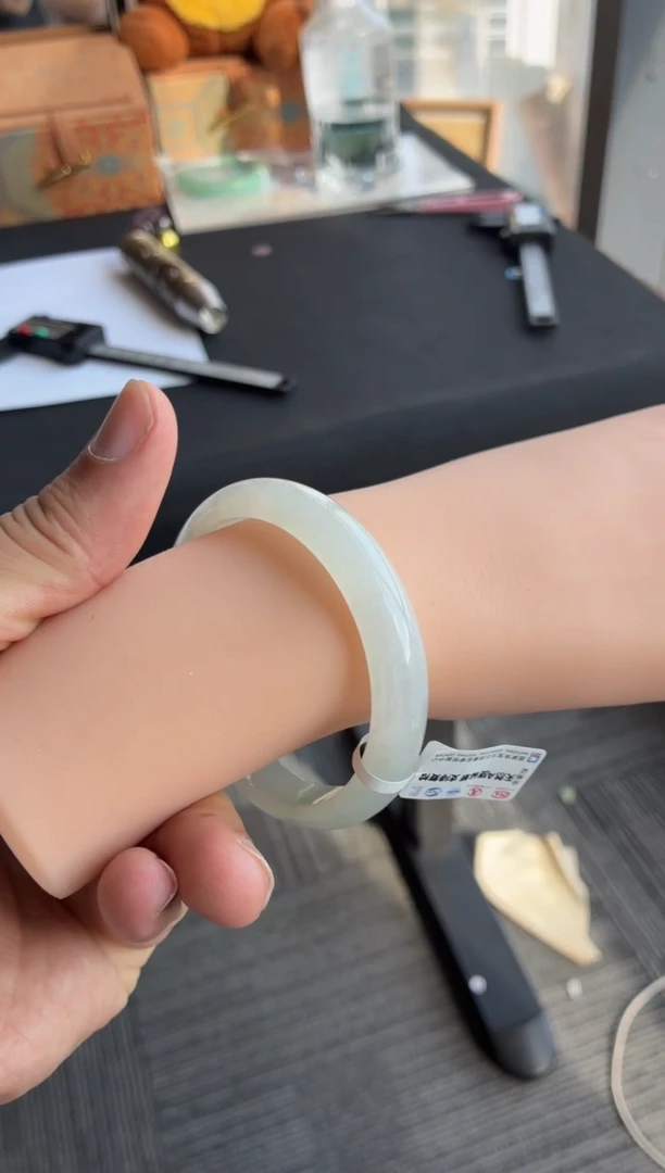 未镶嵌手镯翡翠12号55.2*11.5*6.8正圈