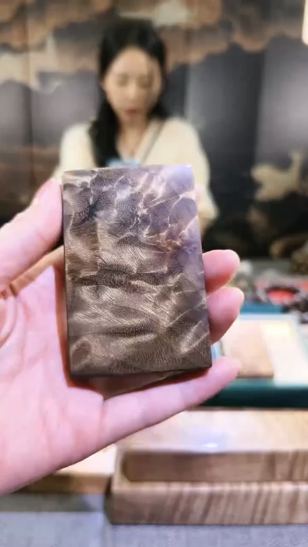 【闪购商品】金丝楠无事牌手把件