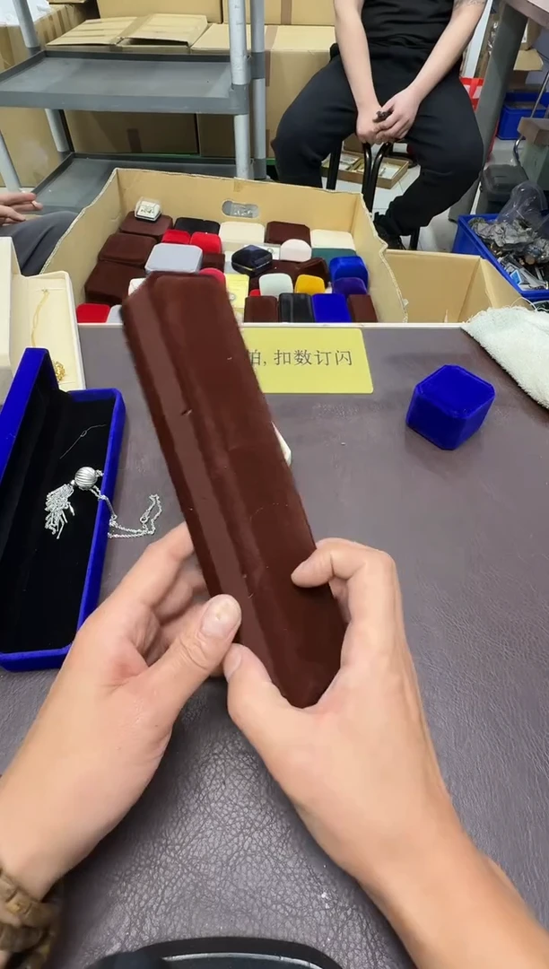 手工艺品琉璃三**半952