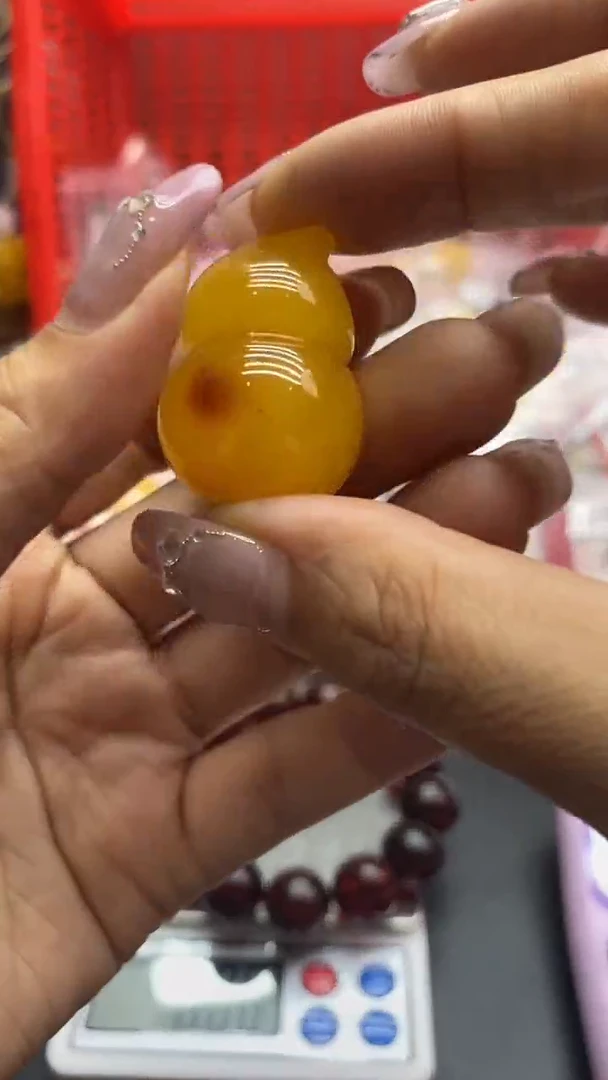 琥珀未镶嵌珠宝奇石1341