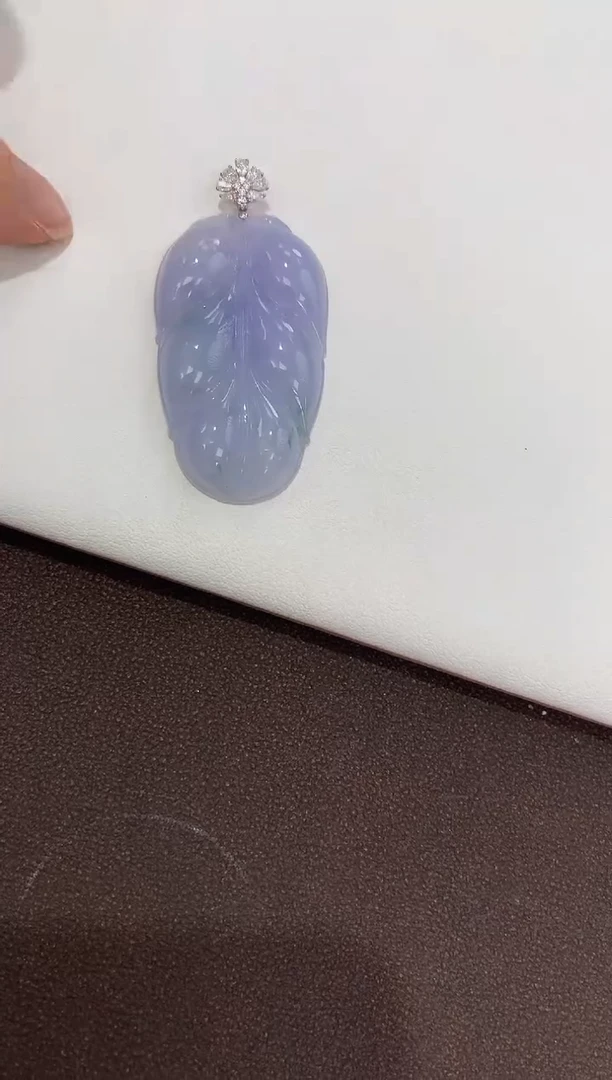 翡翠18K金镶嵌吊坠(赠链)天然缅甸A货翡翠