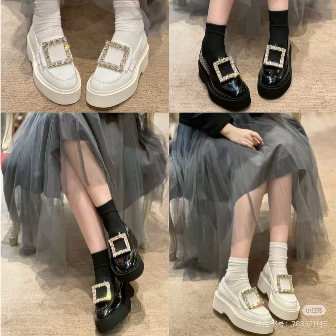 未使用 Roger Vivier/罗杰·维威耶 /六六/水钻带仙气漆皮乐福鞋