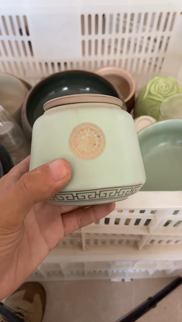 杯无运费险有瑕疵的摄影的产品有使用过的痕迹有点脏介意勿拍