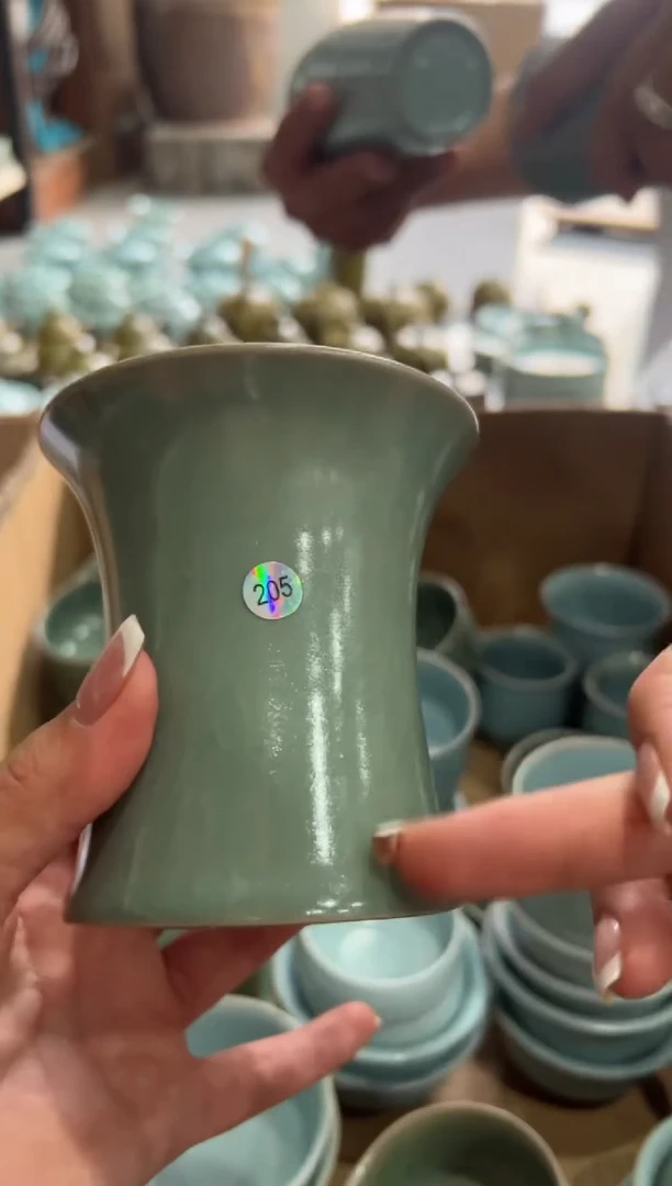 杯仿古翡翠绿束腰杯大瑕205