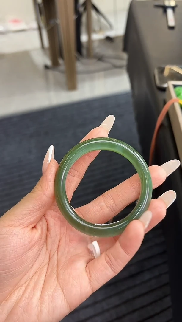 未镶嵌手镯和田玉冰闪猫眼52.2圈口