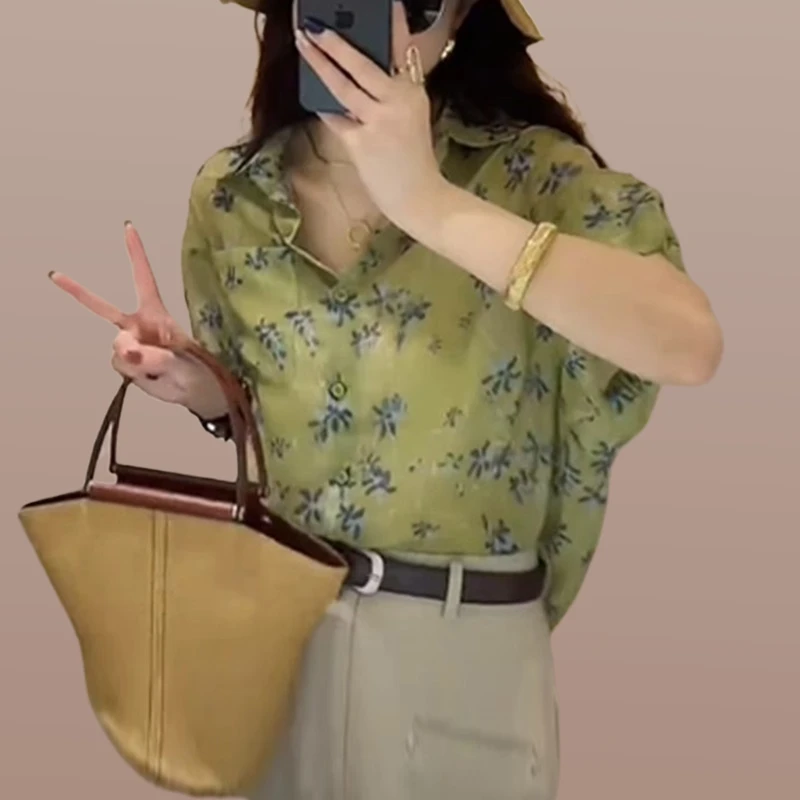 高级感时尚气质碎花衬衫女2025新款干净清爽绿色森系百搭通勤上衣