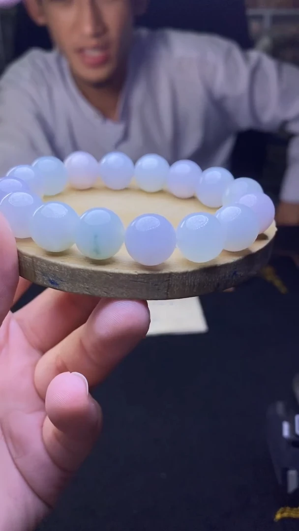 定制翡翠未镶嵌天然缅甸A货翡翠，多样性发货，拍一发一
