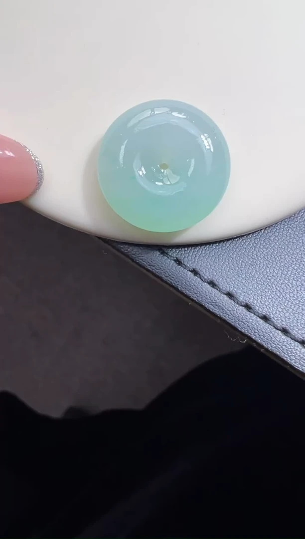 未镶嵌定制翡翠20.3*6.8平安扣