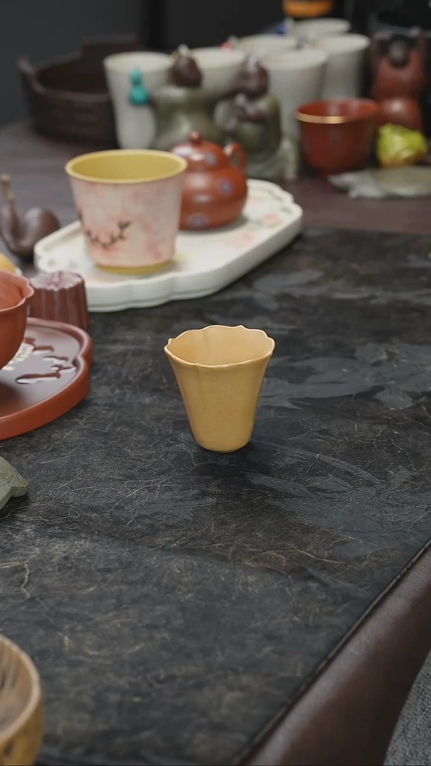 九隐茶器黄金段花瓣闻香杯