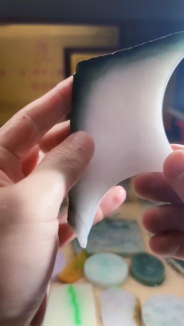 翡翠挂件未镶嵌A货张麦8362