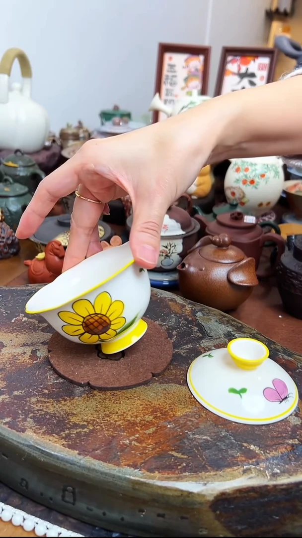 【茶瓷物语】手绘盖碗