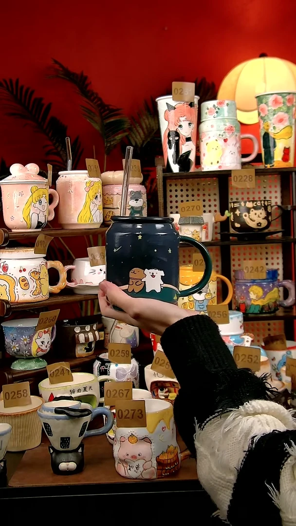 杯子瓷DIY景德镇创意手工陶瓷卡通风线条小狗吸管杯