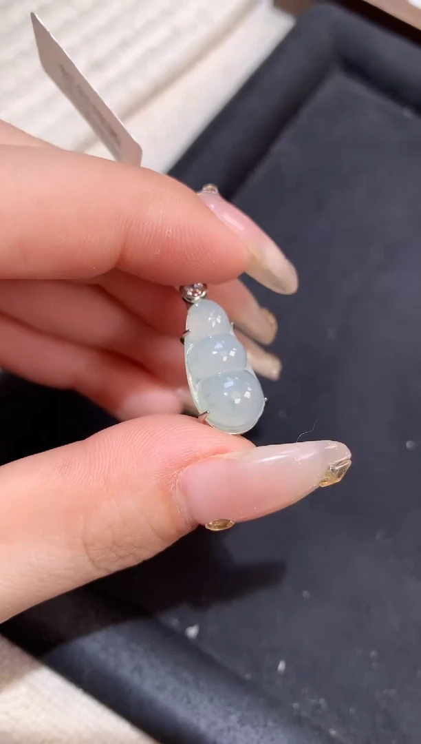 吊坠(不含链)银S925镶嵌翡翠【挽石珠宝】豆子