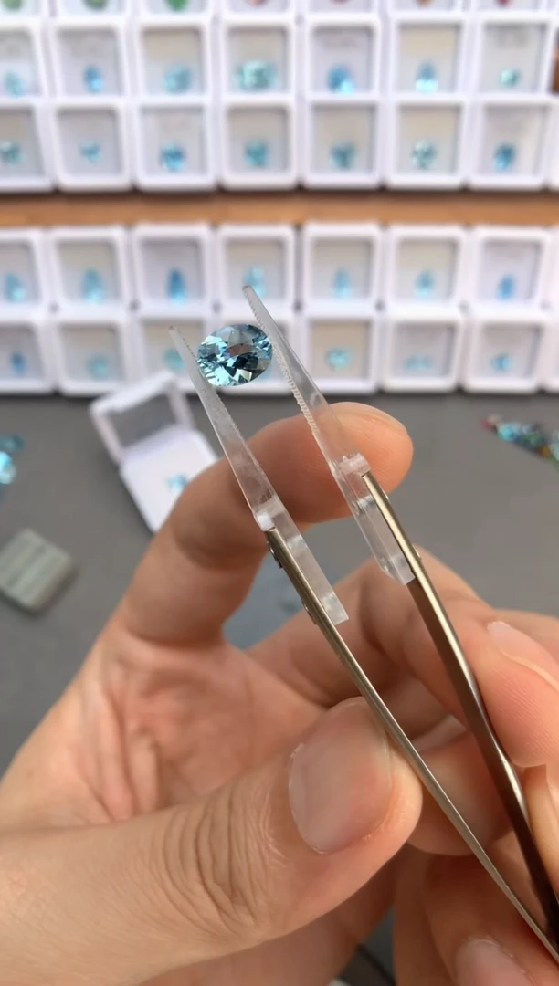 未镶嵌裸石定制海蓝宝石1.2ct 圣玛