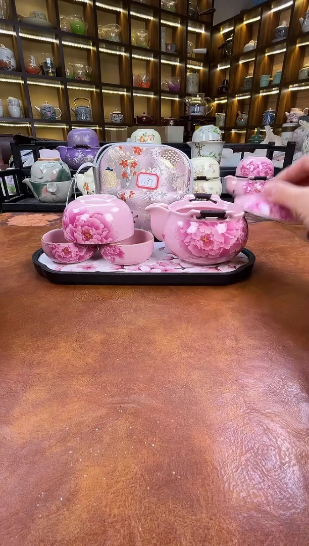 .新款粉色牡丹宝瓶+长方粉色花朵盘