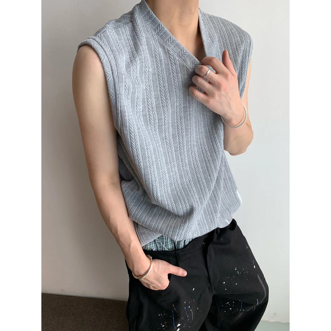 V领背心