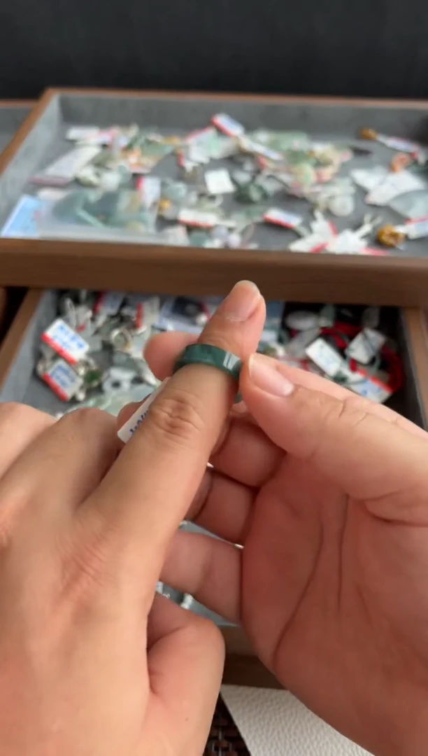 翡翠未镶嵌吊坠(不含链)2218号