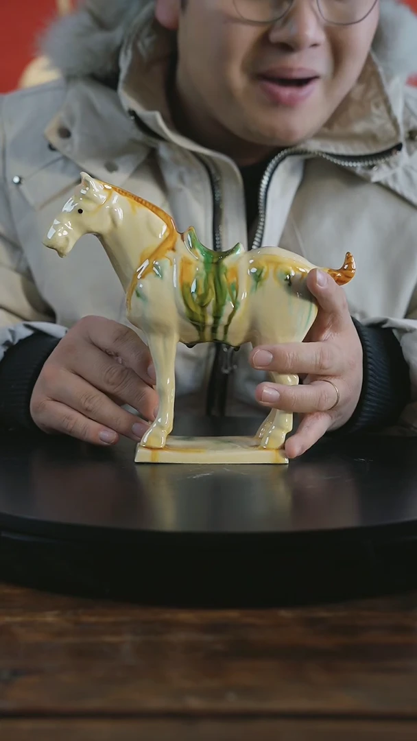 【闪购商品】陶瓷唐三彩白马1件