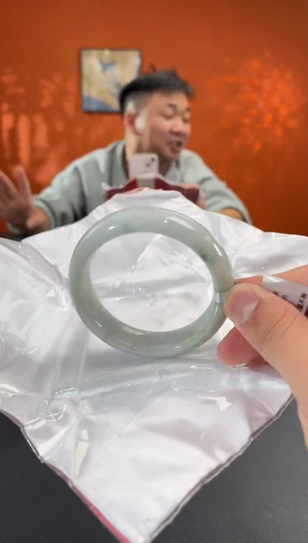 未镶嵌手镯翡翠3        圈口59