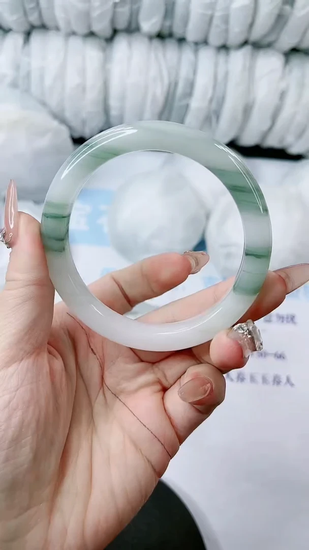 【闪购商品】石英质玉手镯未镶嵌多样性发货S87