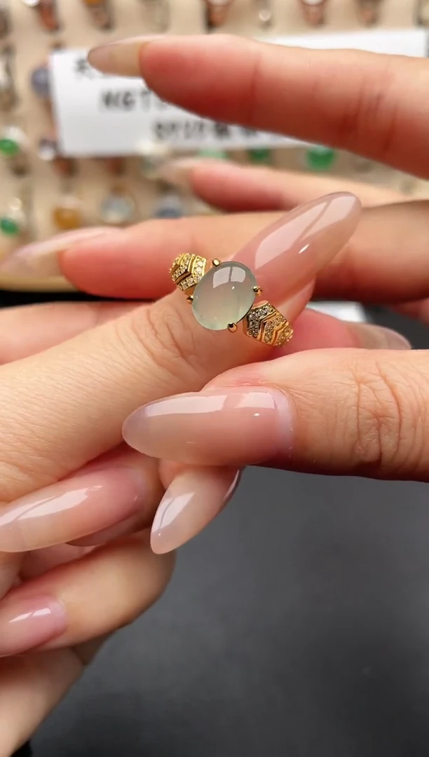 银S925镶嵌戒指翡翠一物一证一礼盒