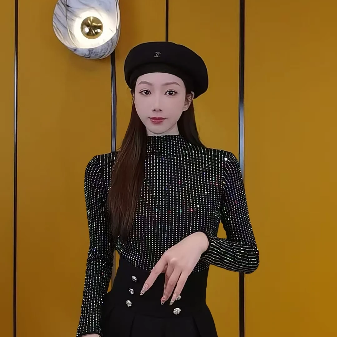 2025气质名媛风设计感加绒保暖满钻修身百搭内搭半高领洋气T恤