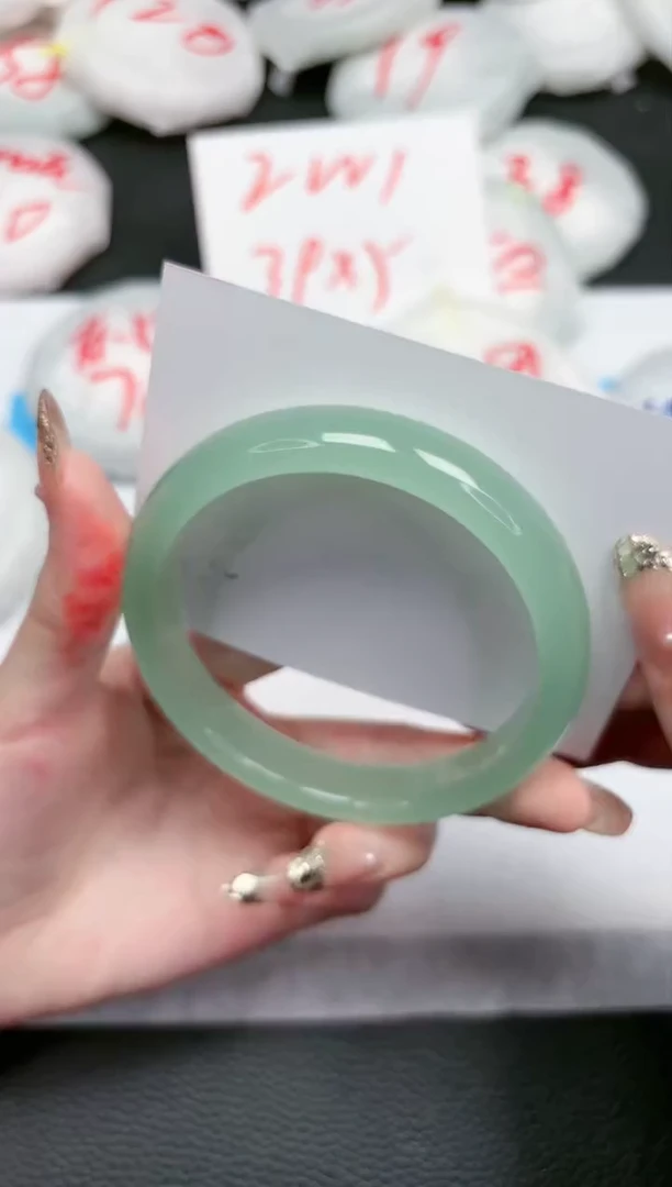 【闪购商品】石英质玉手镯未镶嵌326-62.8