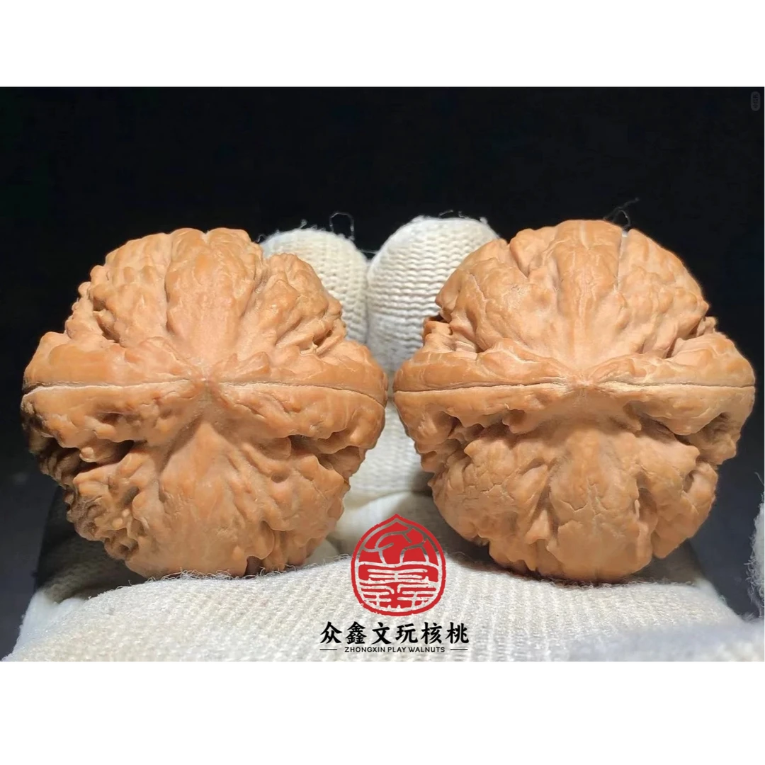 众鑫文玩**25年头茬霸王龙核桃40-41尺寸（全品）
