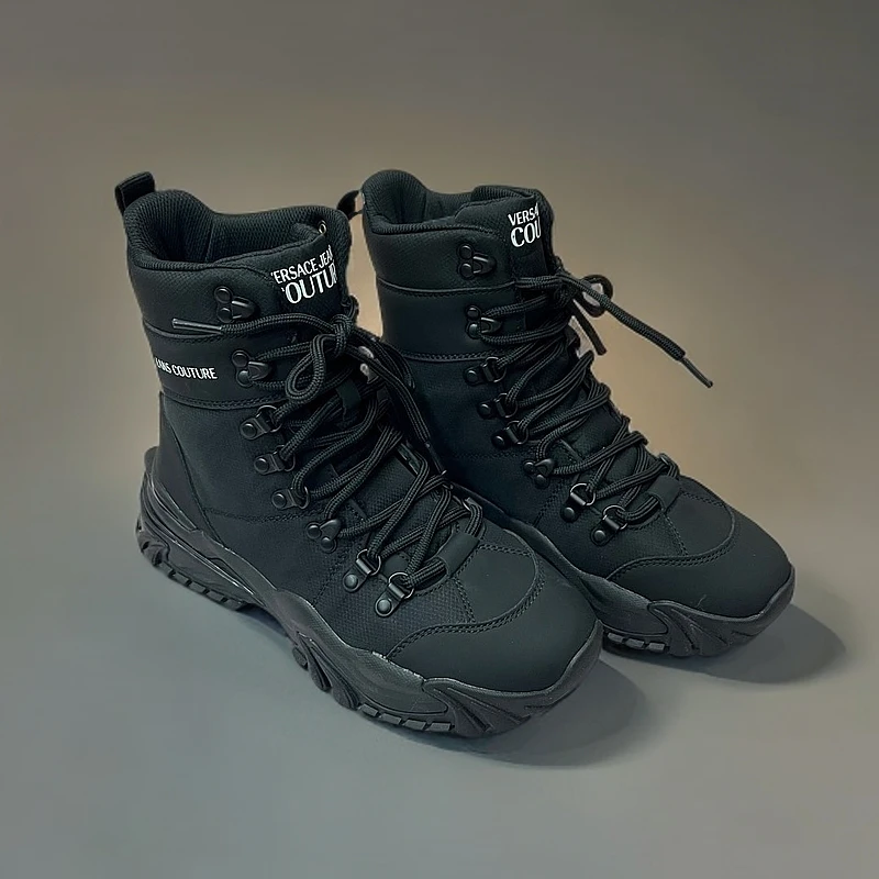 全新未使用 VERSACE/范思哲 男士秋冬时尚百搭黑色厚底保暖男靴