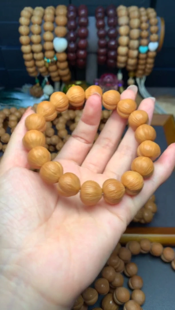 猴头核桃手串13+屁桃手串