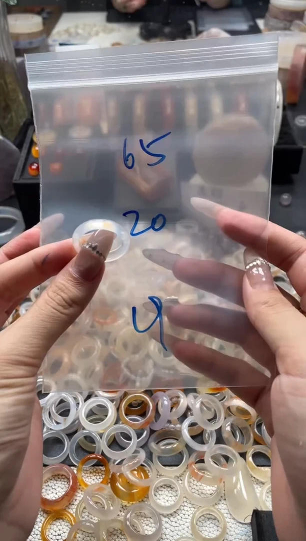 未镶嵌戒指玛瑙/玉髓65