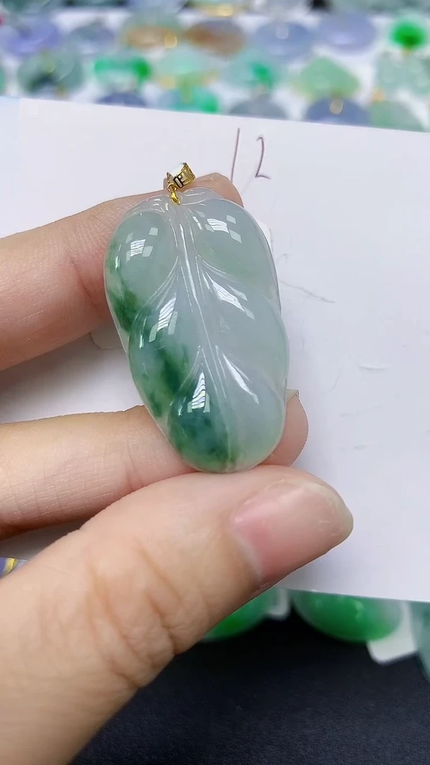 翡翠未镶嵌颈饰天然缅甸翡翠A货