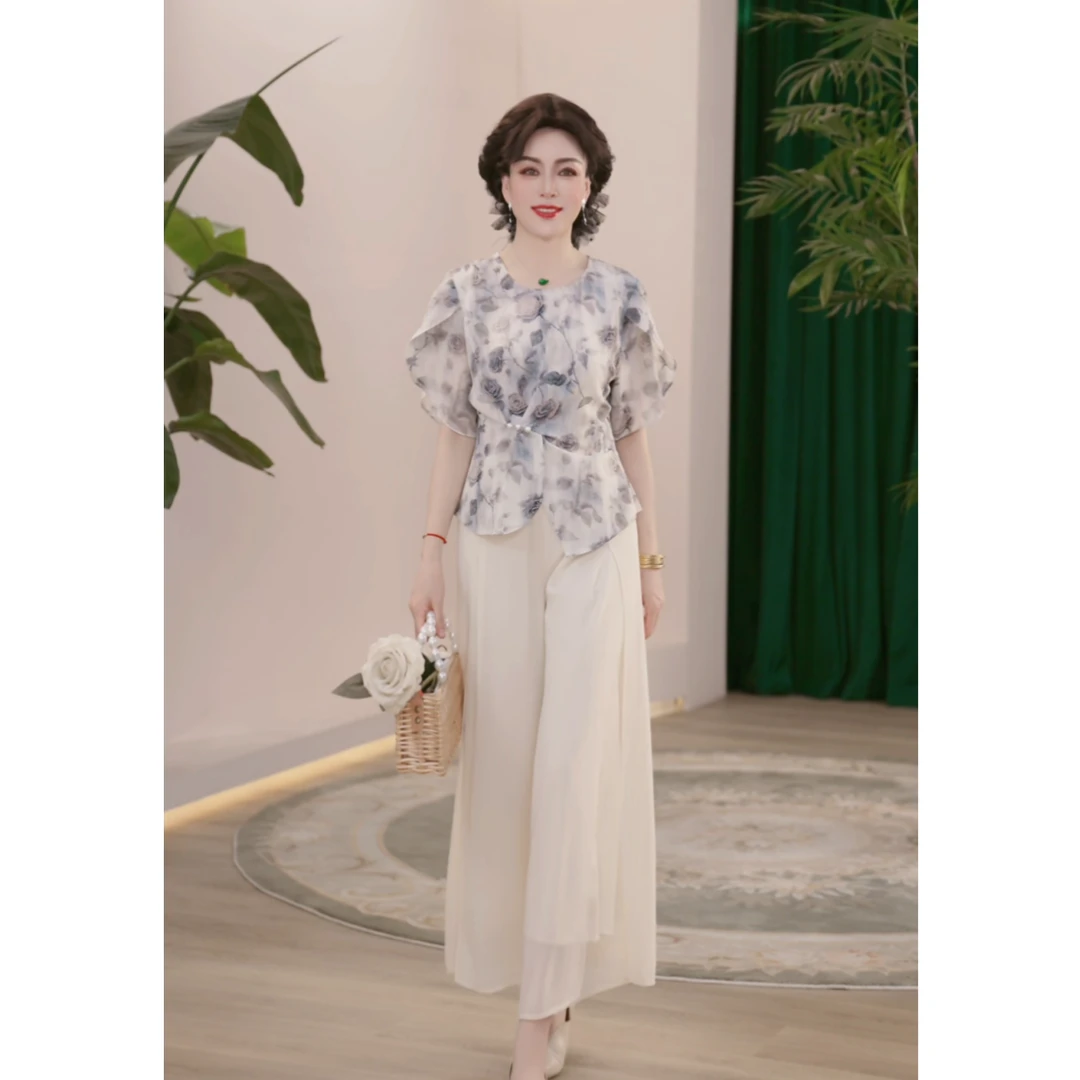 妈妈装夏装薄款时尚两件套气质中老年女装中年洋气小衫上衣套装