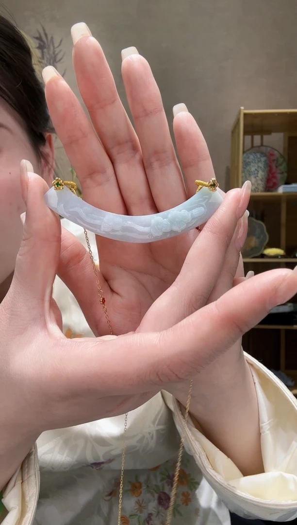 【闪购商品】翡翠颈饰未镶嵌吊坠