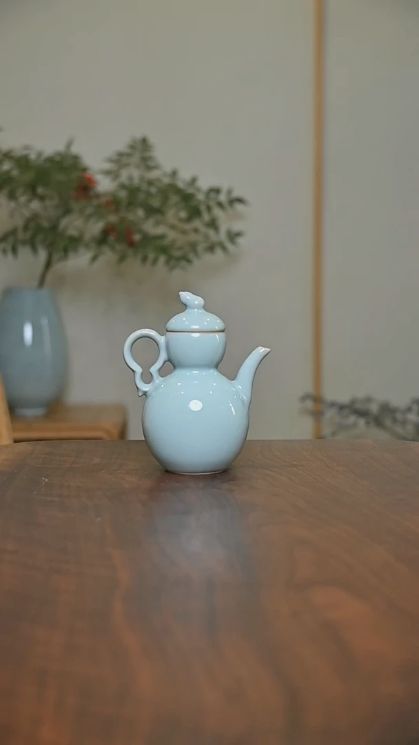 葫芦酒壶 天青 微瑕 朱家汝窑款