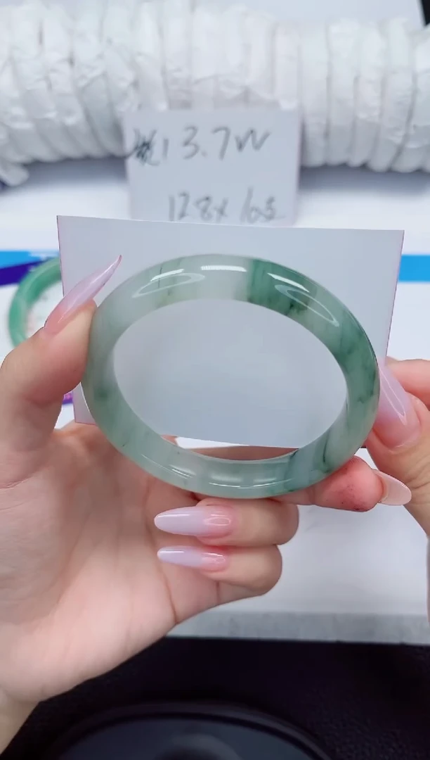 石英质玉手镯未镶嵌386-61/62