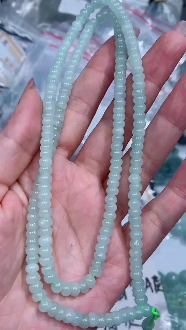翡翠未镶嵌颈饰珠链