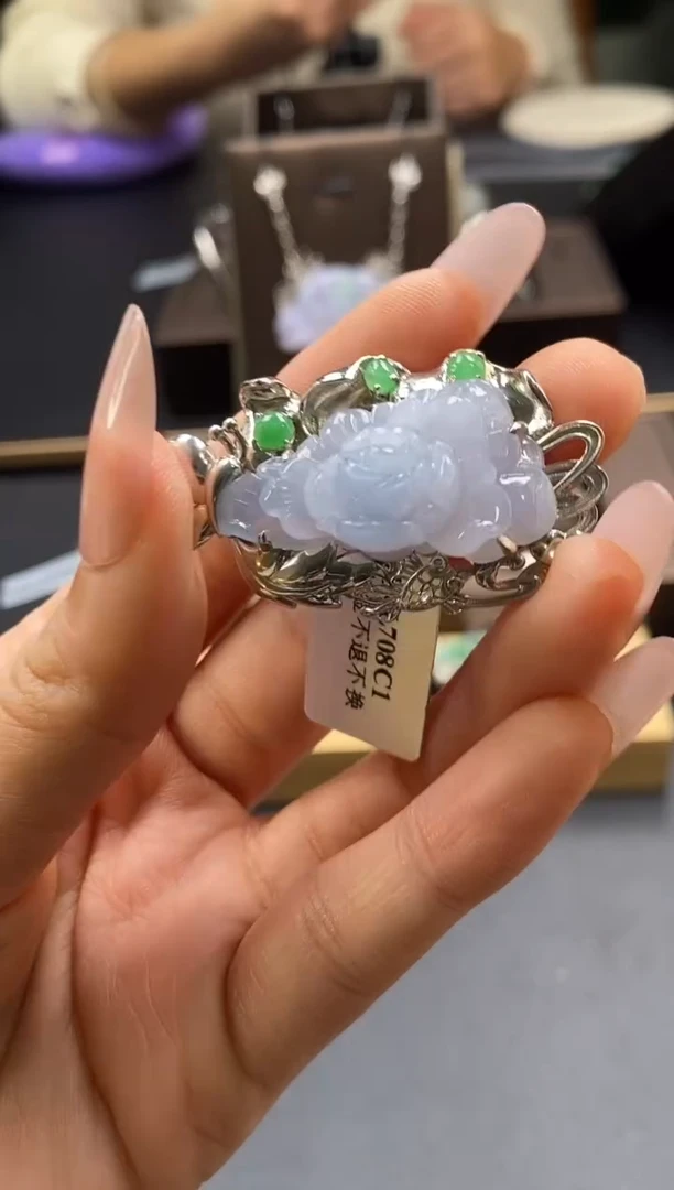 颈饰银S925镶嵌翡翠17670