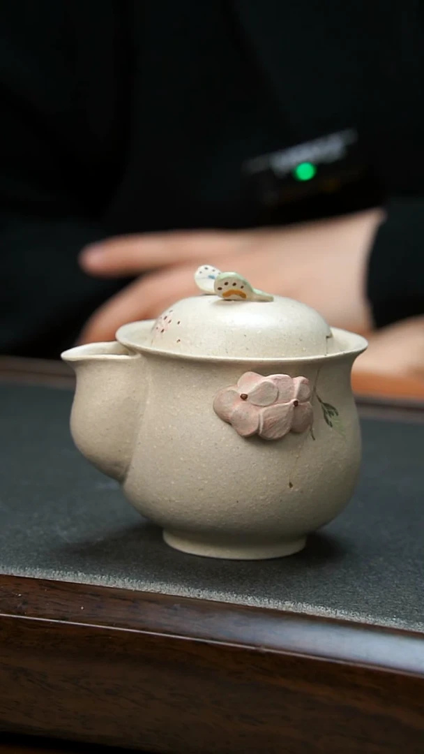 【闪购商品】紫砂茶壶蝴蝶宝瓶壶