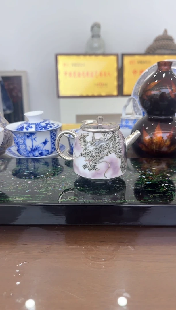 何赋森甄选——墨龙小壶