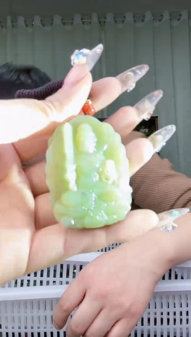 【闪购商品】和田玉挂件未镶嵌拍一发一，多样性发货！