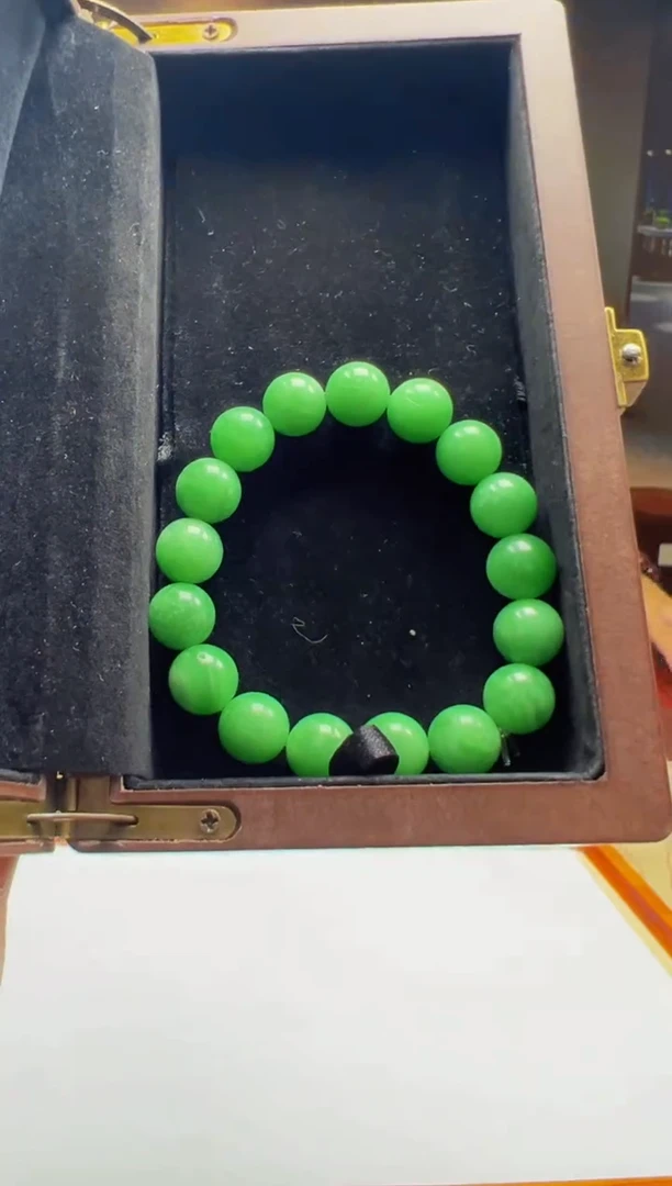 翡翠未镶嵌颈饰SY2025-7-21-32