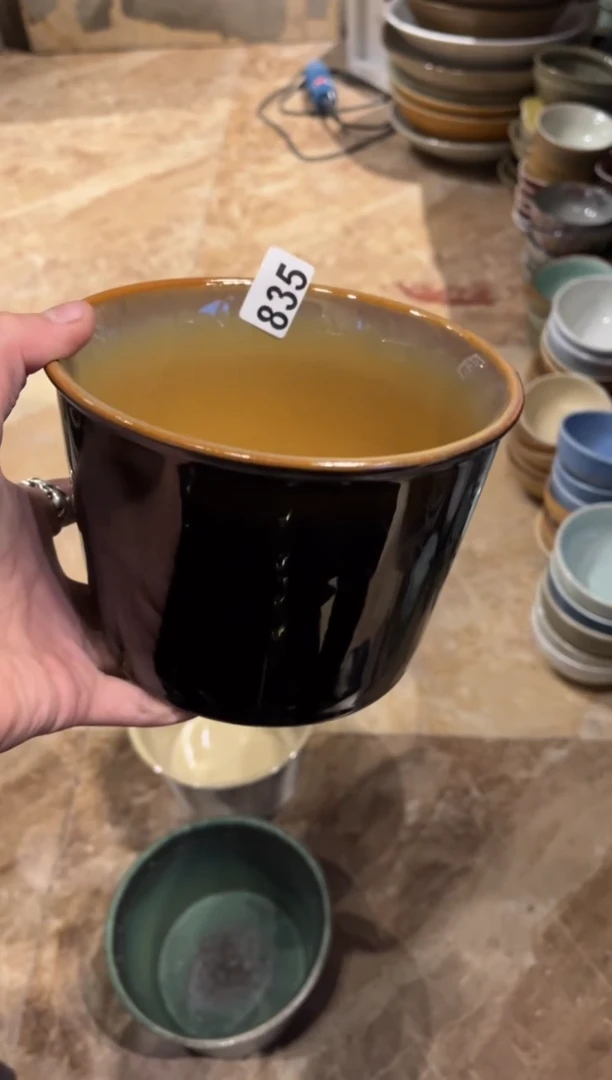 【闪购商品】瓷片835 外黑内黄泡面筒1个