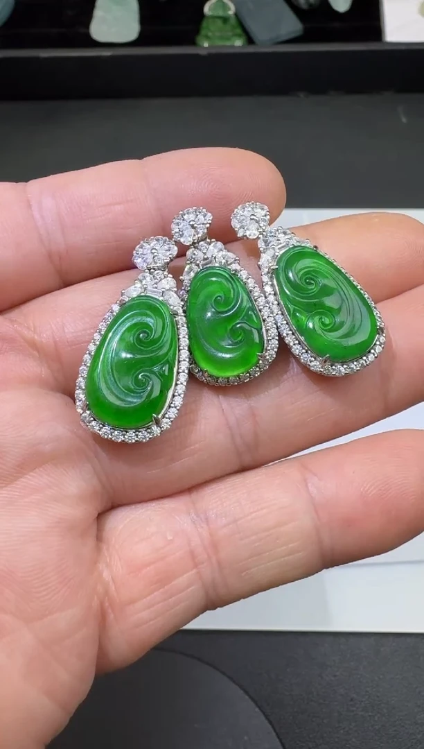 【闪购商品】翡翠颈饰银S925镶嵌-多样性发货发一件00061442