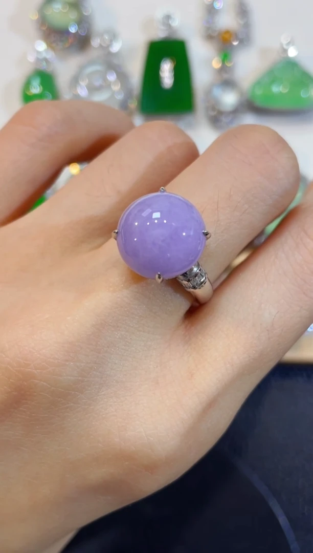 颈饰18K金镶嵌翡翠团购112