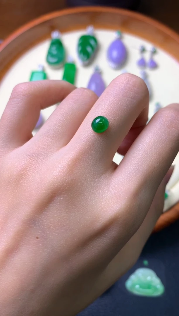 【闪购商品】定制翡翠未镶嵌裸石（镶嵌定制）