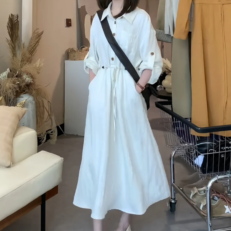 早秋时尚风法式polo领连衣裙女新款休闲风高级气质收腰显瘦连衣裙