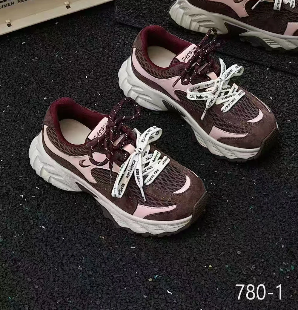 【华小姐】秋季新款时尚潮流圆头厚底透气百搭休闲鞋780-1